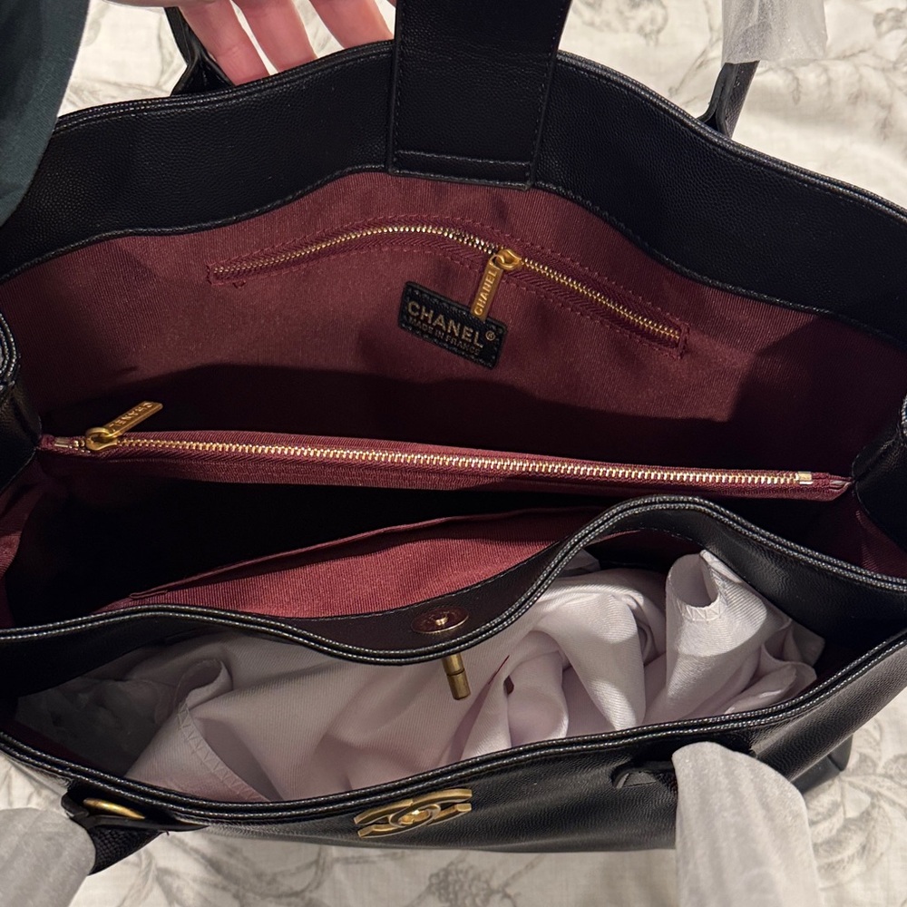 CHANEL style tote - Picture 5 of 6